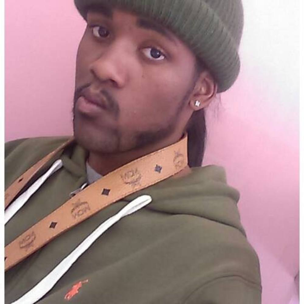 Meet your Posher, Dion